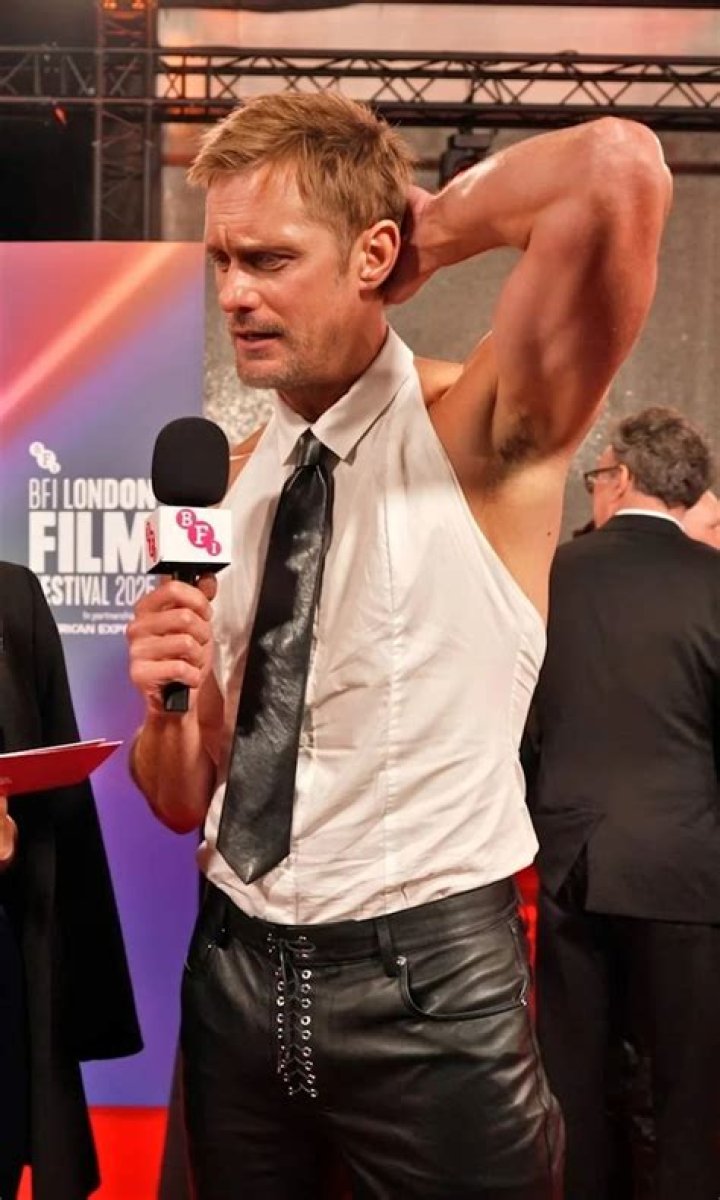 Alexander Skarsgård gay: Is Alexander Skarsgård gay?