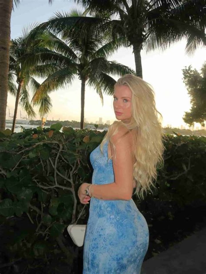 Alexis Clark Instagram, Body, Career, Boyfriend & Net Worth ·