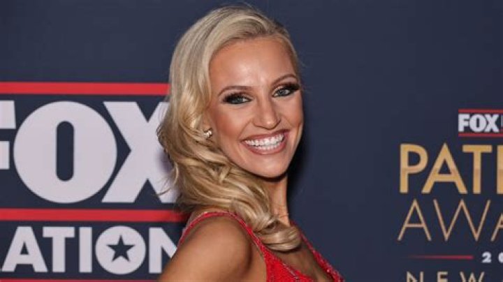 Carly Shimkus Height, Weight, Net Worth, Age, Birthday, Wikipedia, Who, Nationality, Biography