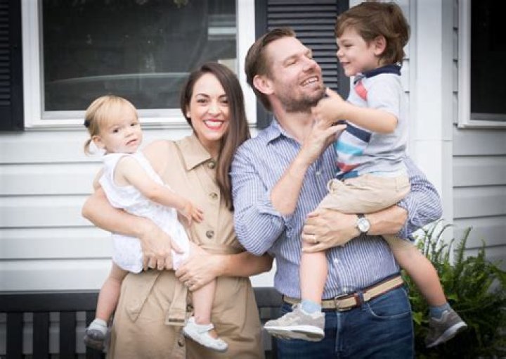 Eric Swalwell Age, Bio, Height, Family, Career, Net worth ·