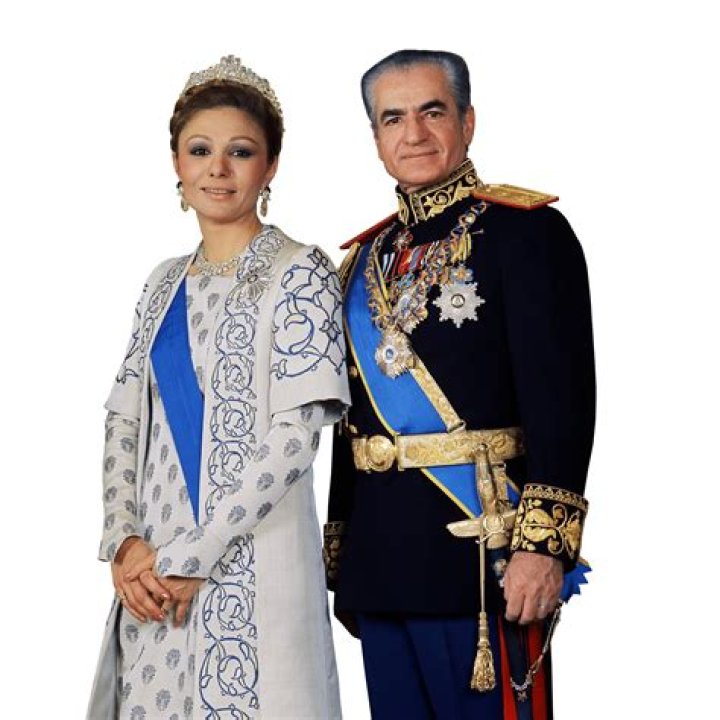 Farah Pahlavi - WebBlog