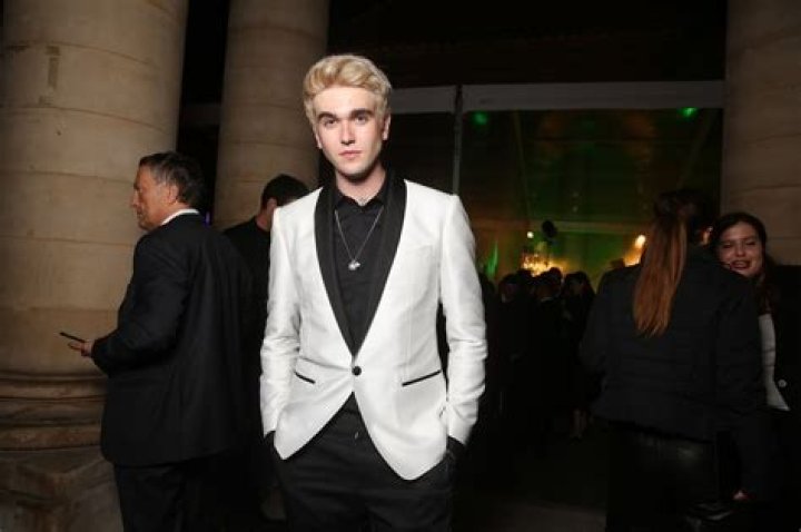 Gabriel-Kane Day Lewis Biography, Age, Height, Wife, Net Worth, Family