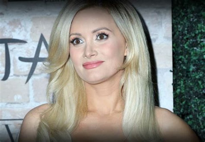 How much does Holly Madison make? Celebrity.fm #1 Official Stars, Business & People Network, ·