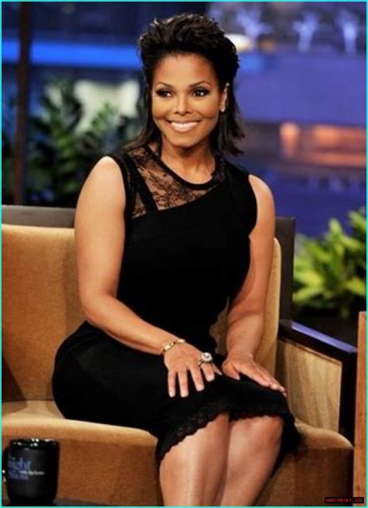 Janet Jackson Bra Size, Age, Weight, Height, Measurements ·
