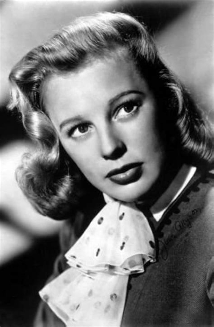 June Allyson Biography, Age, Height, Husband, Net Worth, Family