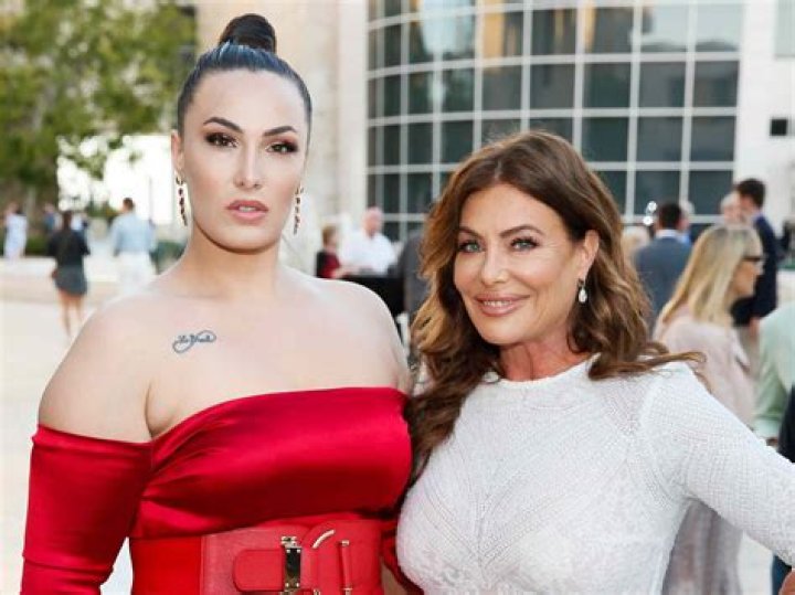 Kelly LeBrock Net Worth 2023: A Look at the American Actress and Model’s Wealth