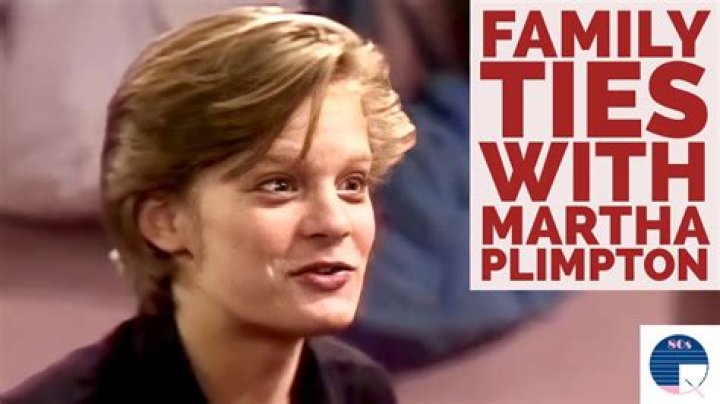 Martha Plimpton’s Net Worth, Biography, Career, Awards, Fact and Life Story ·