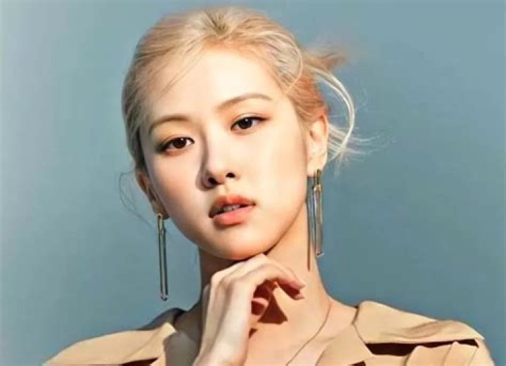 Ros (BLACKPINK): Profile, Age, Birthday, Height, Weight
