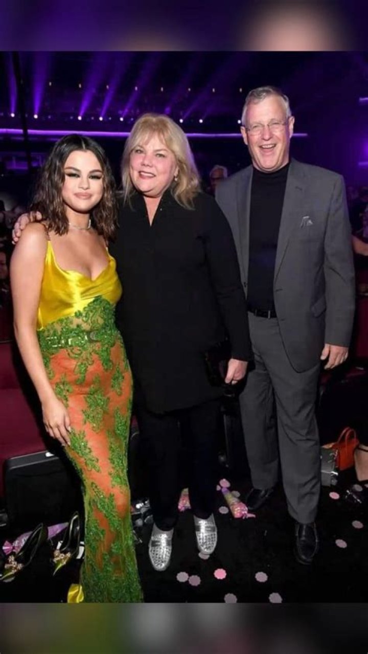 Selena Gomez Parents – Meet Mandy Teefay And Rick Gomez