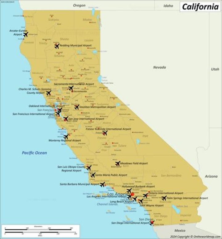What is the closest airport to Legoland California?