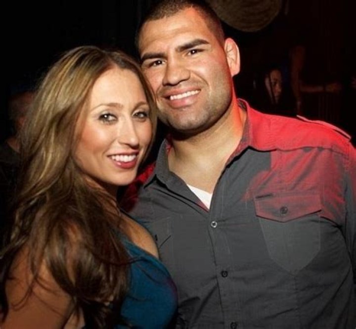 Who Are Cain Velasquezs Parents Isabel Velasquez And Efrain Velasquez?