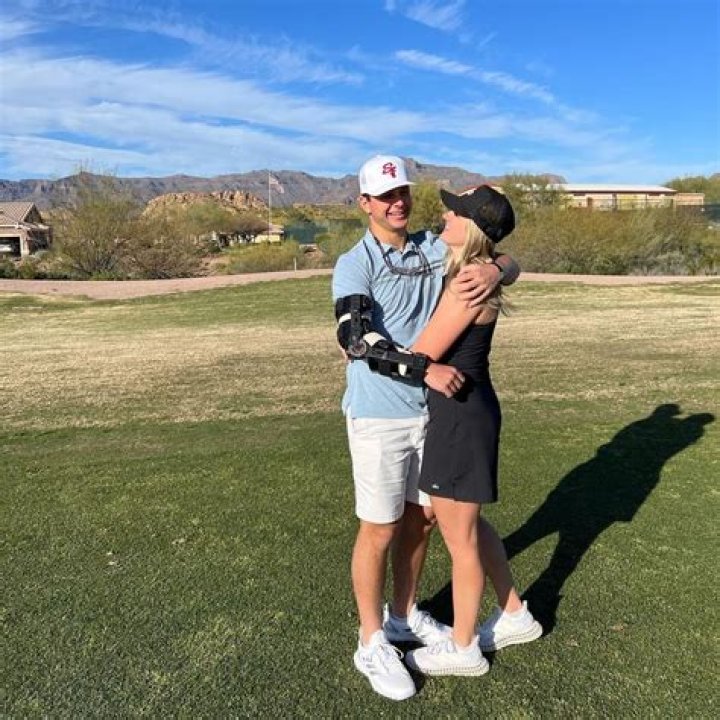 Who Is Brooke Brandt? Everything You Need To Know About Kyle Brandt Wife ·