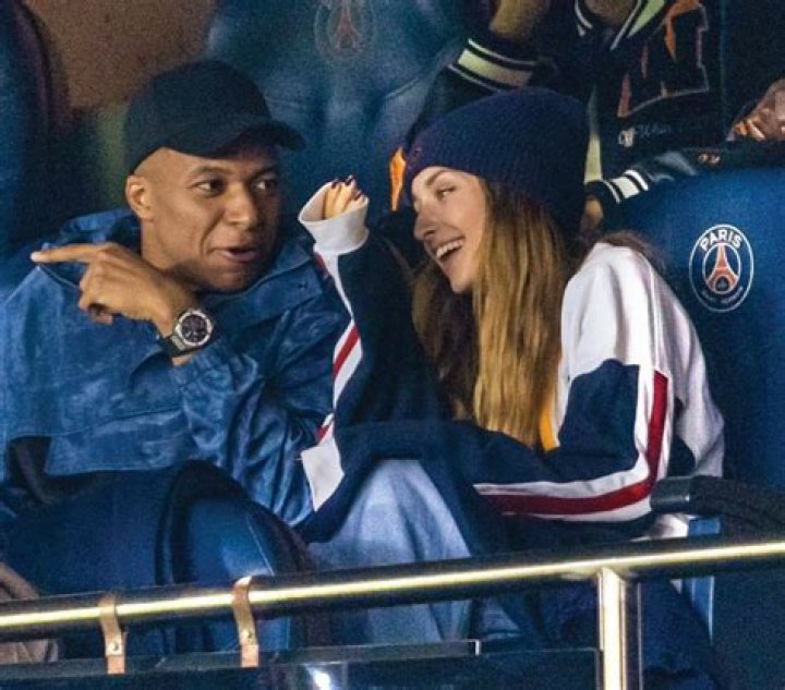 Who is Kylian Mbapp dating? Kylian Mbapp girlfriend, wife